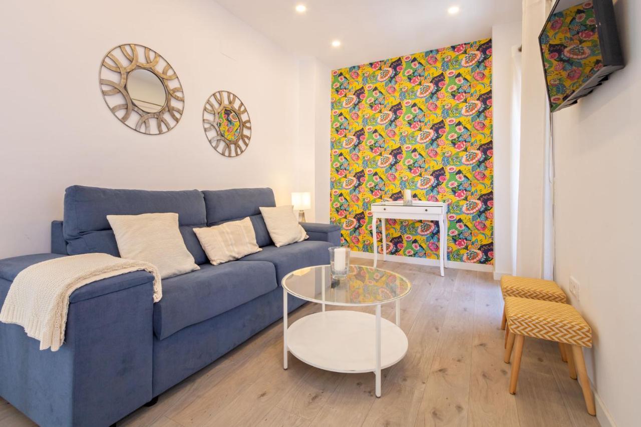 Nine O Clock San Luis Skyview Apartment Seville Exterior photo