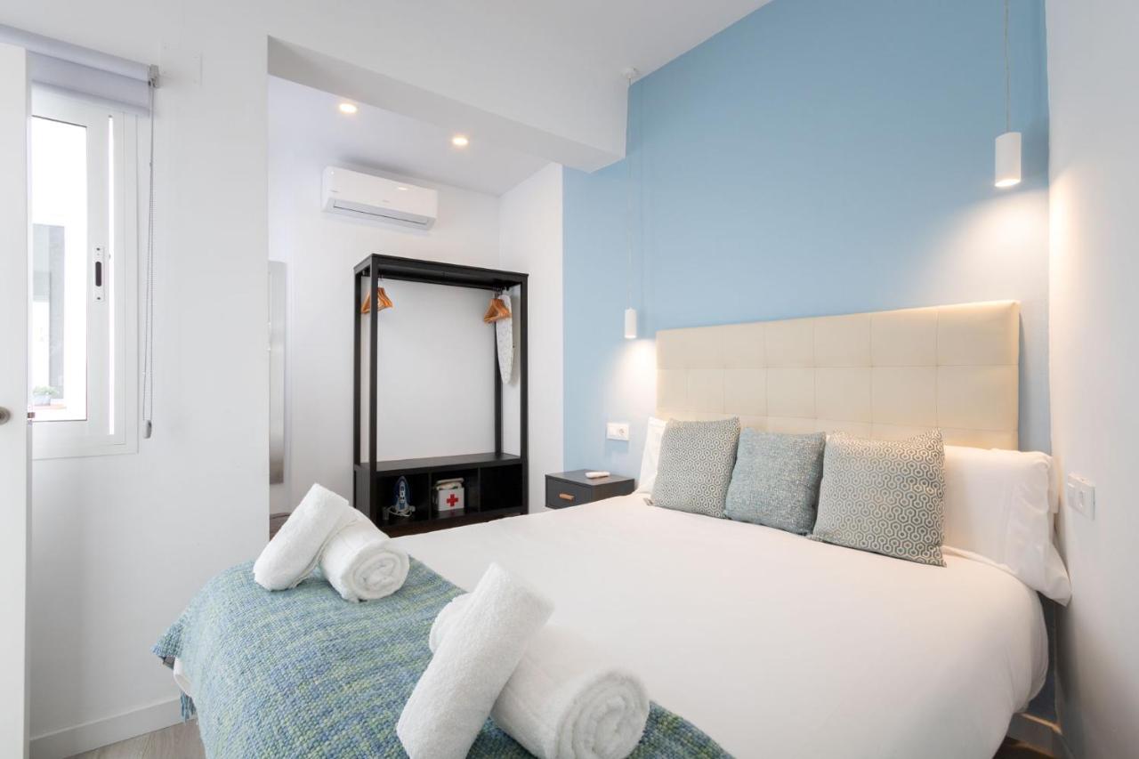 Nine O Clock San Luis Skyview Apartment Seville Exterior photo