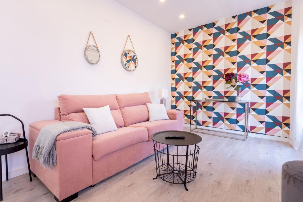 Nine O Clock San Luis Skyview Apartment Seville Exterior photo